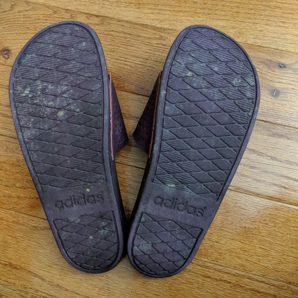 Adidas Plum Sz 6 Slides Sandals